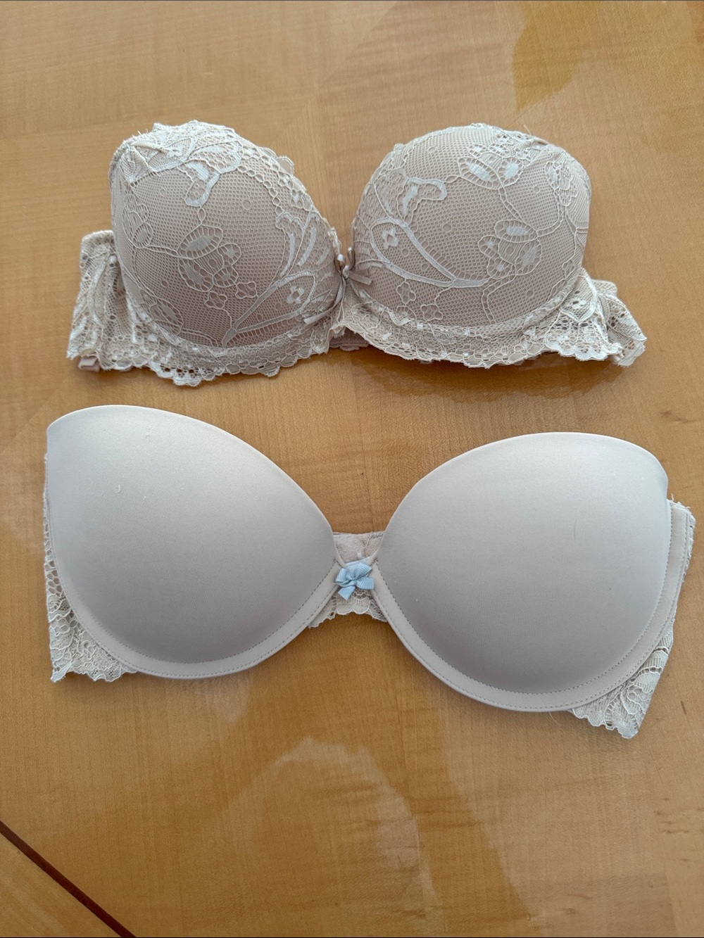 Xhilaration Strapless Lace Bandeau Bra in Light Beige size 34c/ 34a
